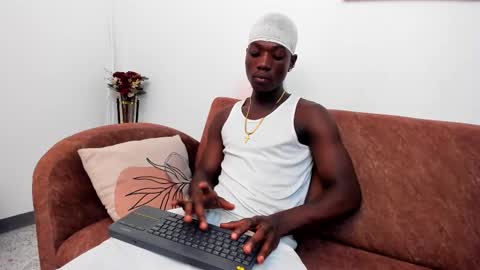 Snapshot of daniell_ferrari chatting on 02/13/25, 02:45 daniell_ferrari online show from 02/13/25, 02:45