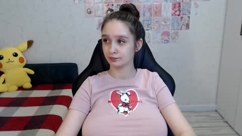 Daniella Martin online show from 02/06/26, 12:04