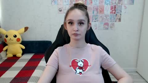 Daniella Martin online show from 04/21/26, 10:43