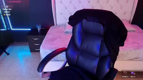 Danielle Smith online show from 02/21/25, 11:32