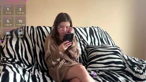 Mia online show from 11/21/25, 07:51