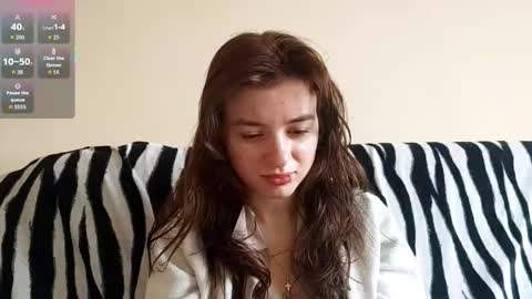 Snapshot of daniellevaulet chatting on 12/22/25, 06:54 Mia online show from 12/22/25, 06:54