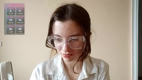 Snapshot of daniellevaulet chatting on 03/03/26, 07:14 Mia online show from 03/03/26, 07:14