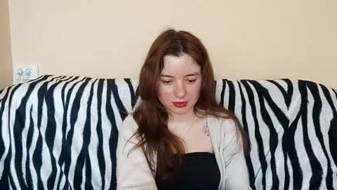 Snapshot of daniellevaulet chatting on 03/05/26, 07:59 Mia online show from 03/05/26, 07:59