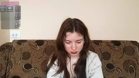 Snapshot of daniellevaulet chatting on 03/06/26, 07:05 Mia online show from 03/06/26, 07:05