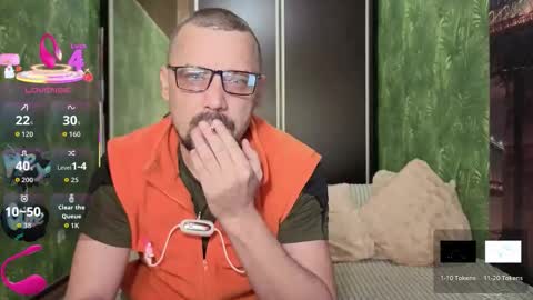 Snapshot of danielocool chatting on 09/22/25, 06:15 DanieloCool online show from 09/22/25, 06:15