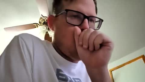 Daniel    y. online show from 06/04/26, 04:13
