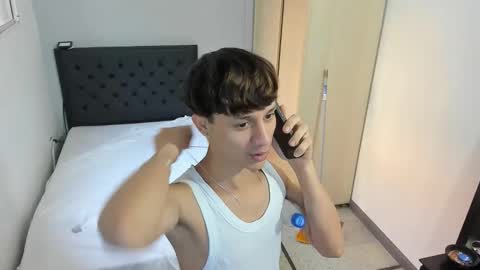 Snapshot of daniels_cruz chatting on 12/20/25, 03:52 Daniels Cruz online show from 12/20/25, 03:52
