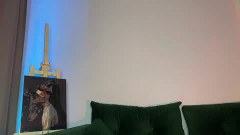 danieltuckerr online show from 11/18/25, 01:00