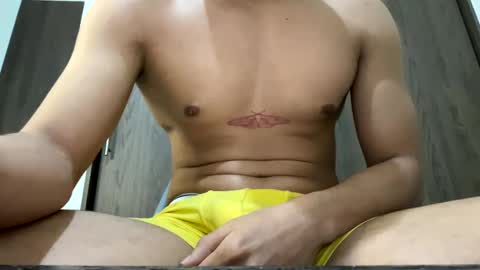Snapshot of danielvg686413 chatting on 12/30/24, 12:54 Masked online show from 12/30/24, 12:54
