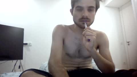 Snapshot of danievio21 chatting on 06/16/26, 01:08 danievio21 online show from 06/16/26, 01:08