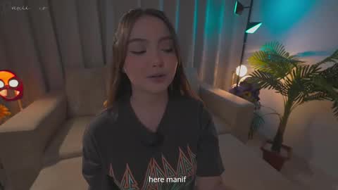 Snapshot of danii_xoxo chatting on 01/15/26, 10:24 online show from 01/15/26, 10:24