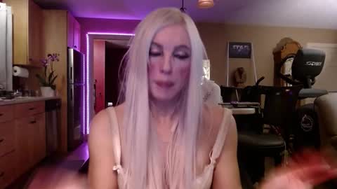 DanikaWhite69 online show from 03/03/25, 05:42
