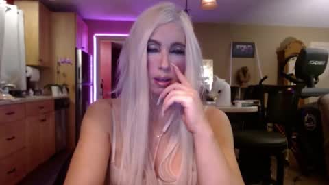 DanikaWhite69 online show from 09/17/25, 06:04