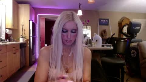 DanikaWhite69 online show from 04/08/26, 12:27
