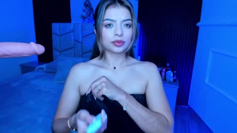 Dani Phonenix online show from 01/01/25, 03:03