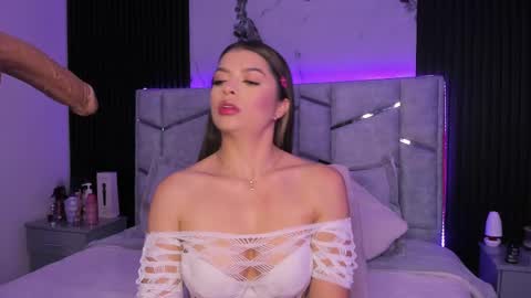 Dani Phonenix online show from 03/05/25, 07:49