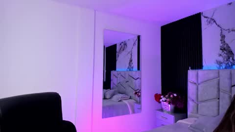 Dani Phonenix online show from 10/10/25, 07:13