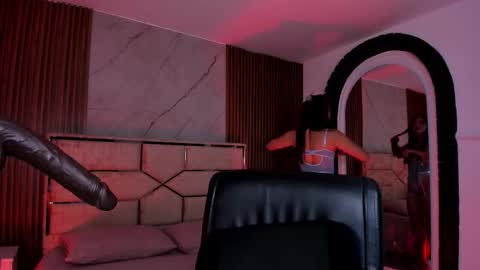 Dani Phonenix online show from 11/06/25, 03:24