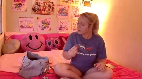 Dani And Daddy online show from 05/27/26, 12:29