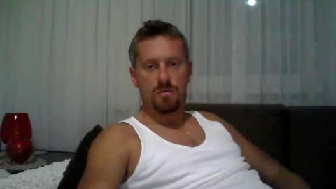 Snapshot of danisami12345 chatting on 11/06/25, 07:48 daniel online show from 11/06/25, 07:48