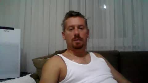 Snapshot of danisami12345 chatting on 11/23/25, 12:10 daniel online show from 11/23/25, 12:10