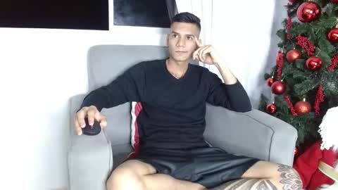 Snapshot of danisex_1 chatting on 01/09/26, 02:47 danisex_1 online show from 01/09/26, 02:47