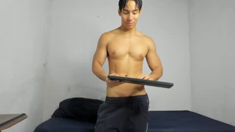 Danisus online show from 04/28/26, 03:17