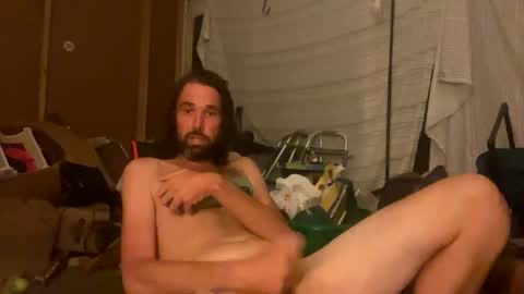 Snapshot of daniszyramaer chatting on 02/23/25, 12:41 ZyRaMaxx online show from 02/23/25, 12:41