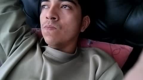 Snapshot of danivoyeur21 chatting on 06/21/26, 04:31 daniel segura online show from 06/21/26, 04:31