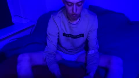 danlshkarl9000 online show from 04/26/26, 11:24