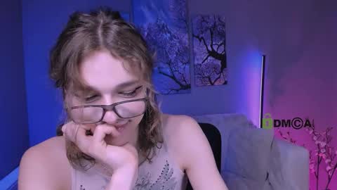 dann foxy online show from 10/05/25, 07:12