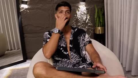 Dann saenz online show from 04/08/26, 01:44