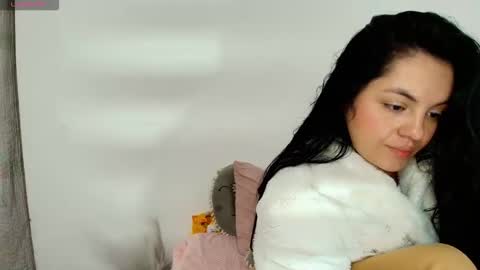 Snapshot of danna_1111 chatting on 09/14/25, 07:24 danna online show from 09/14/25, 07:24