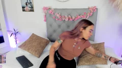 Dannacastle online show from 12/16/25, 05:12