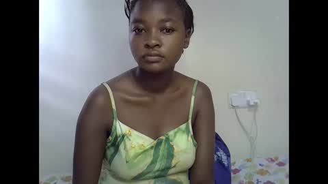 danna_miki online show from 11/23/25, 12:05