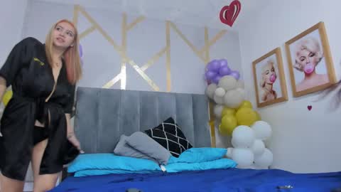 Snapshot of danna_reyess chatting on 02/18/26, 12:56 Danna online show from 02/18/26, 12:56