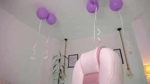 Danna online show from 05/20/26, 11:44