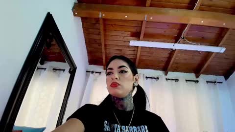 Snapshot of dannaberlin chatting on 02/22/25, 07:14 Danna Berlin online show from 02/22/25, 07:14