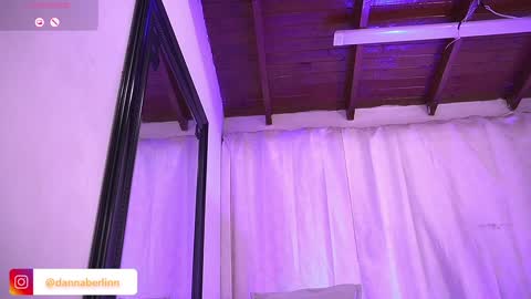 Snapshot of dannaberlin chatting on 09/11/25, 07:25 Danna Berlin online show from 09/11/25, 07:25