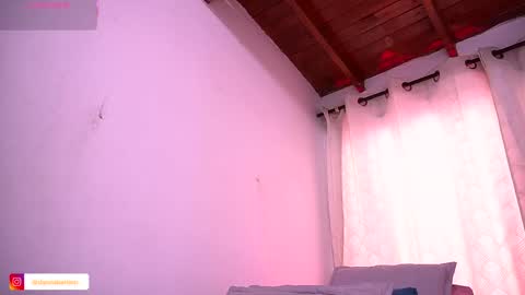 Snapshot of dannaberlin chatting on 10/11/25, 07:23 Danna Berlin online show from 10/11/25, 07:23