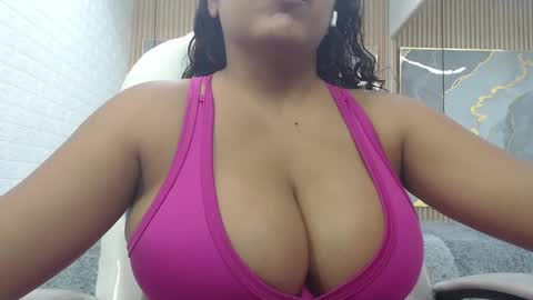 danna online show from 09/22/25, 08:22