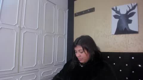 Snapshot of dannagarza chatting on 01/20/25, 04:43 Danna Garza online show from 01/20/25, 04:43