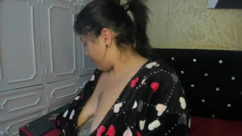 Snapshot of dannagarza chatting on 01/23/25, 10:01 Danna Garza online show from 01/23/25, 10:01