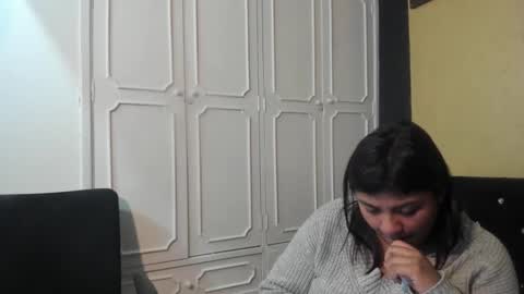 Snapshot of dannagarza chatting on 02/04/25, 04:15 Danna Garza online show from 02/04/25, 04:15