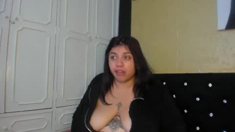 Snapshot of dannagarza chatting on 02/20/25, 07:55 Danna Garza online show from 02/20/25, 07:55