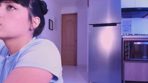 Snapshot of dannahyde chatting on 11/20/25, 06:40 Insta DannaBlueX online show from 11/20/25, 06:40