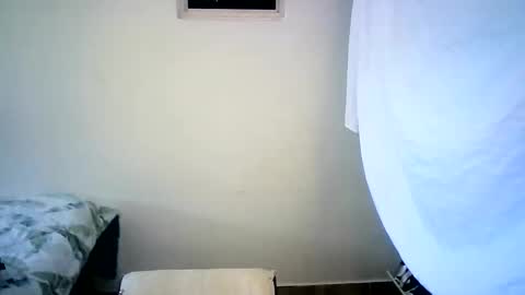 Snapshot of dannanovoa chatting on 05/20/26, 03:51 Danna online show from 05/20/26, 03:51