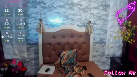 Danna online show from 06/25/26, 05:12