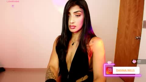 Snapshot of dannawells chatting on 05/09/26, 02:39 Danna Wells online show from 05/09/26, 02:39